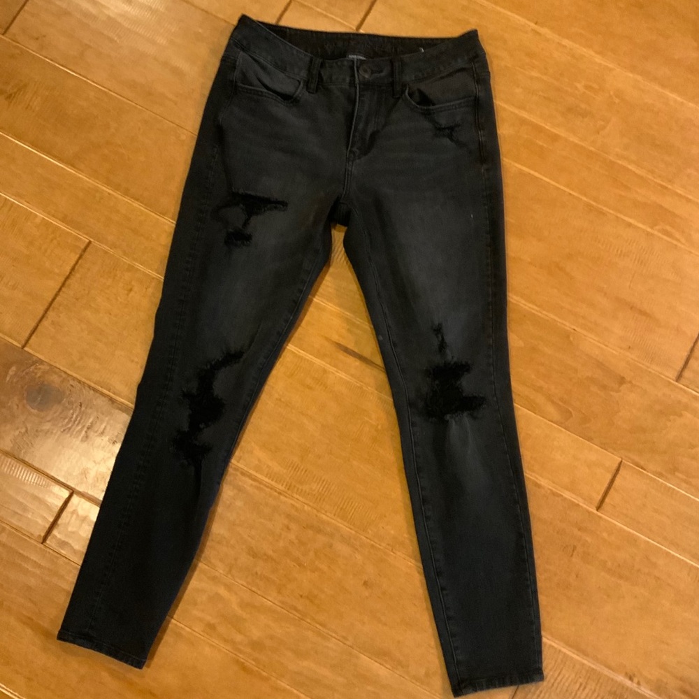 American Eagle Super Stretch Distressed Jeggings